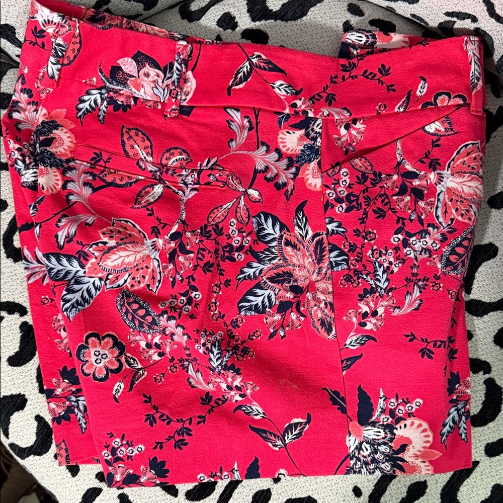 NY & Co Floral Pink Shorts